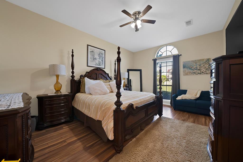 1611 Mustang Court Property Photo 27