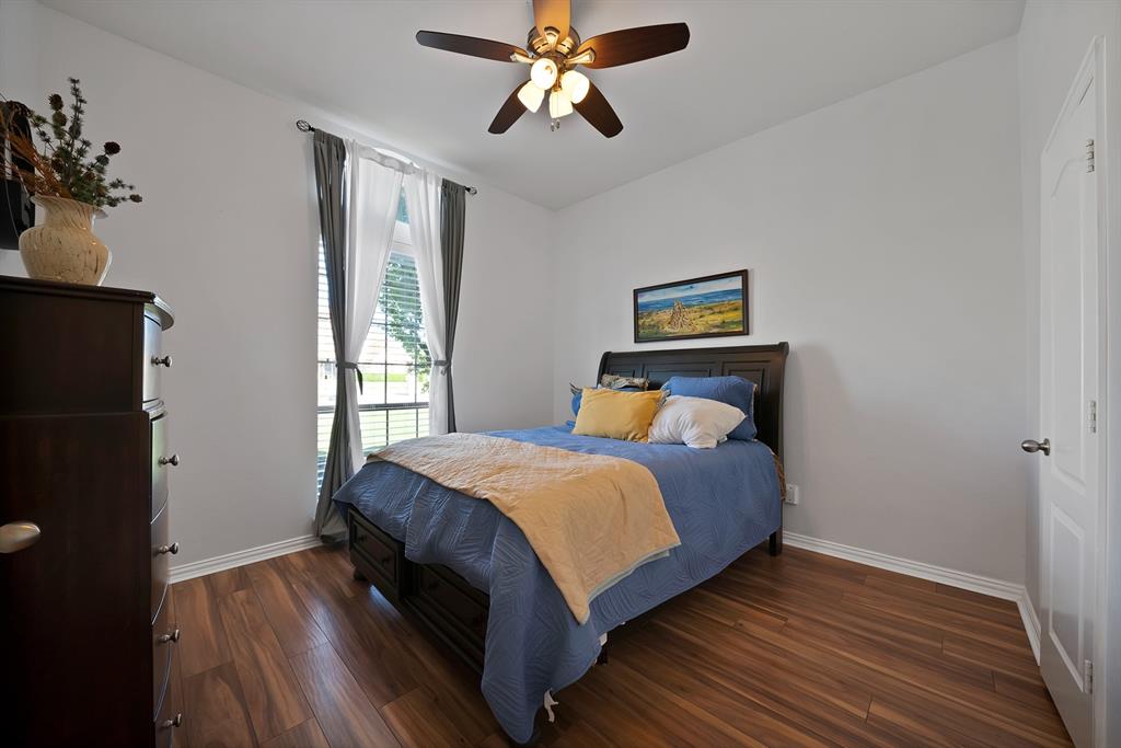 1611 Mustang Court Property Photo 29