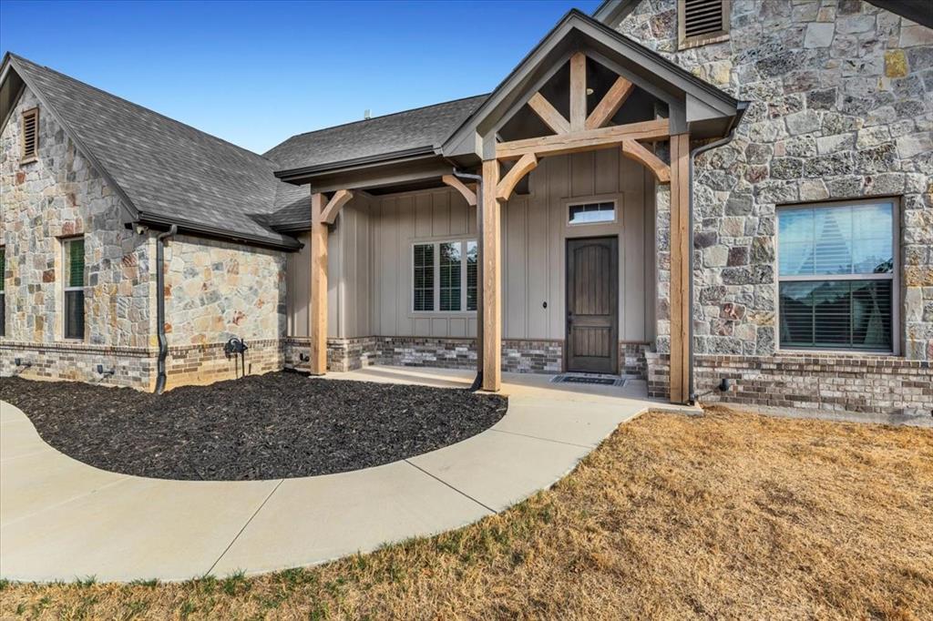 127 Paradise Oaks Court Property Photo 1