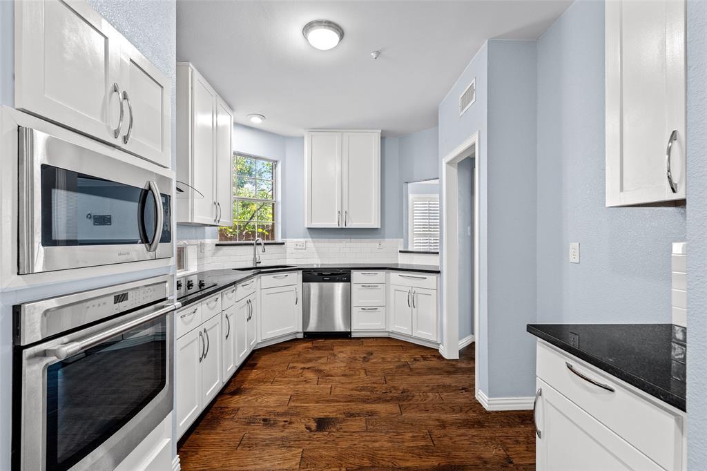 14592 Aspen Court Property Photo 8