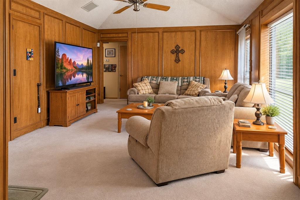 2023 Lorient Drive Property Photo 4