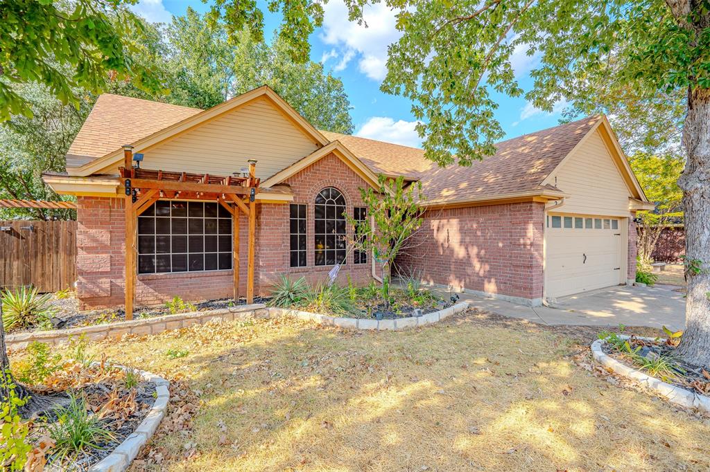 1522 Hayloft Lane Property Photo 1