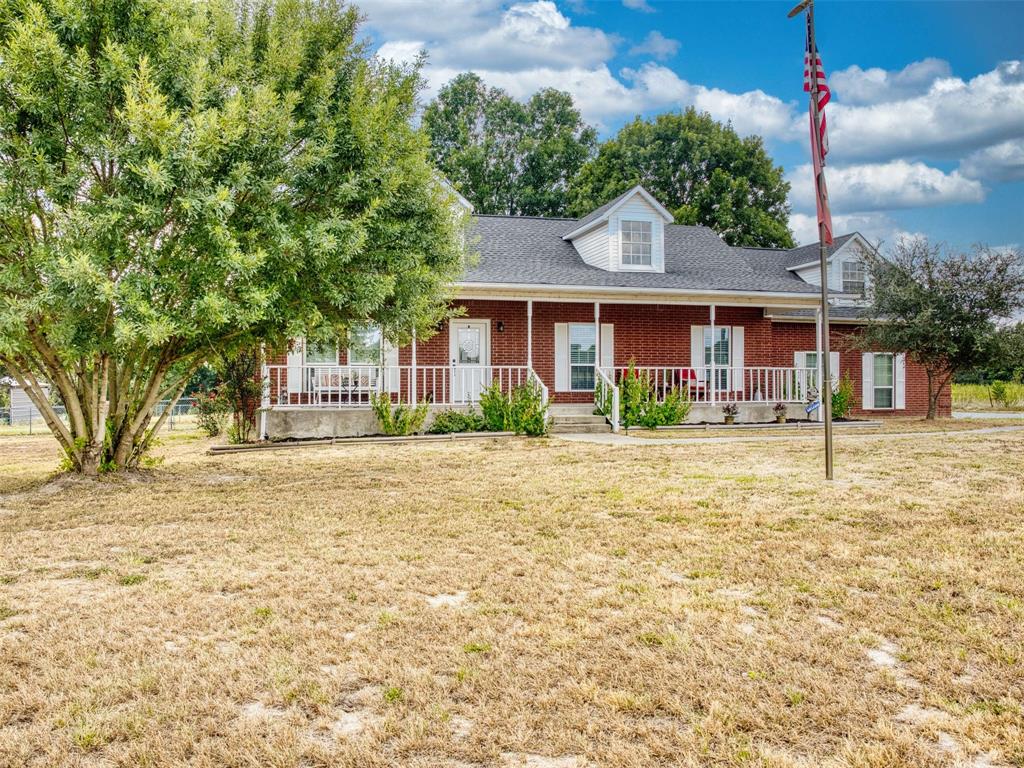 721 County Road 2210 Property Photo 1