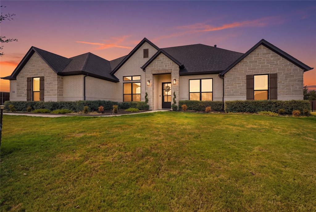 1021 Tobey Court Property Photo 1