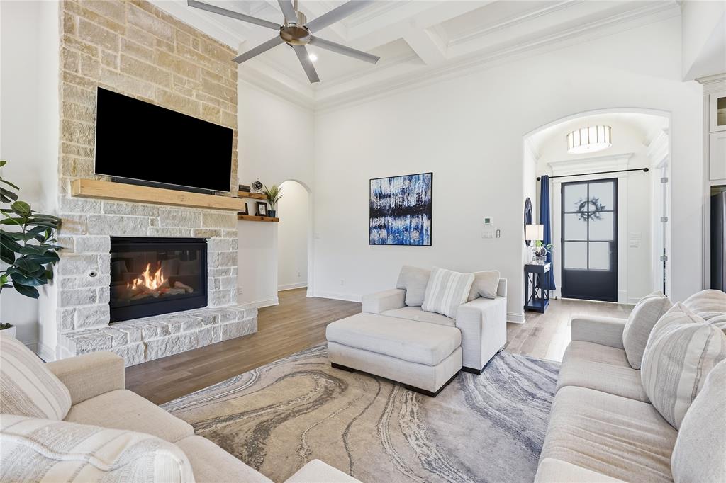 1021 Tobey Court Property Photo 10