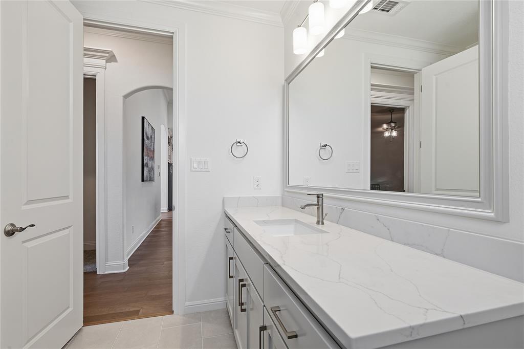 1021 Tobey Court Property Photo 20