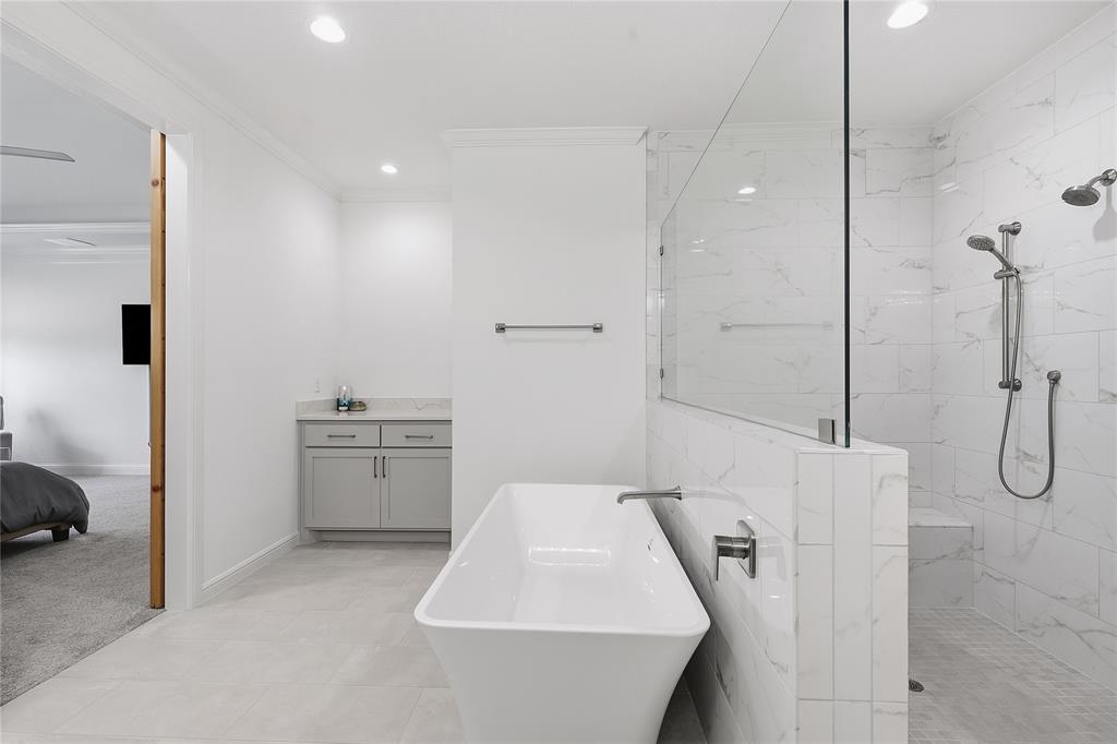 1021 Tobey Court Property Photo 33