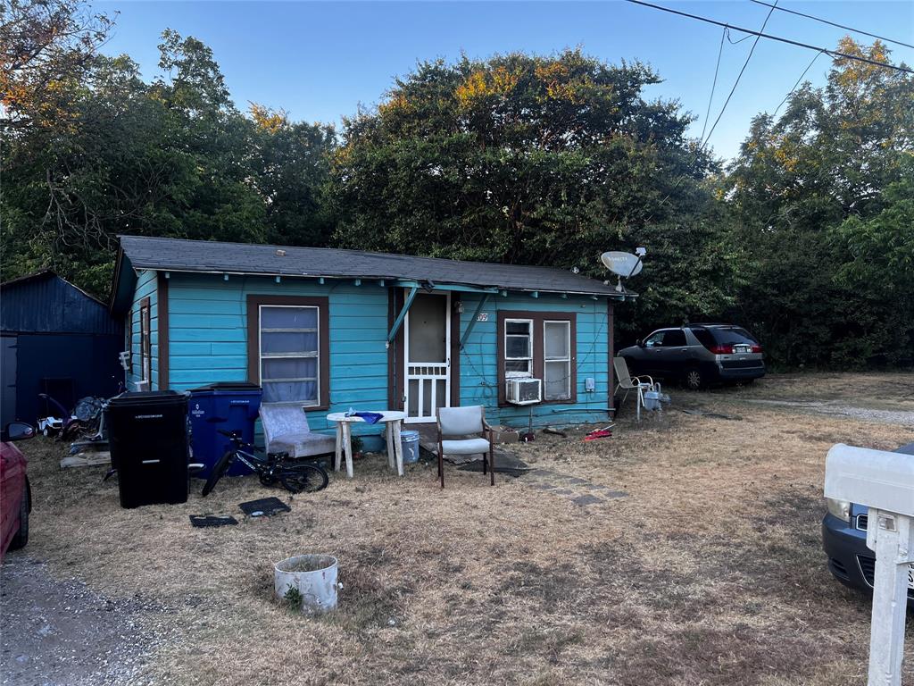 109 E Indiana Avenue Property Photo 1