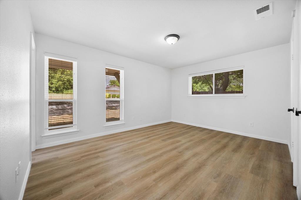 925 Lake North Road Property Photo 18