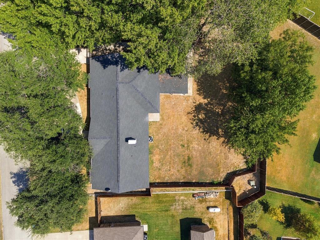 925 Lake North Road Property Photo 34