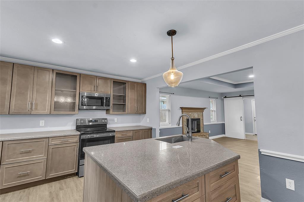7117 Rolling Fork Drive Property Photo 14