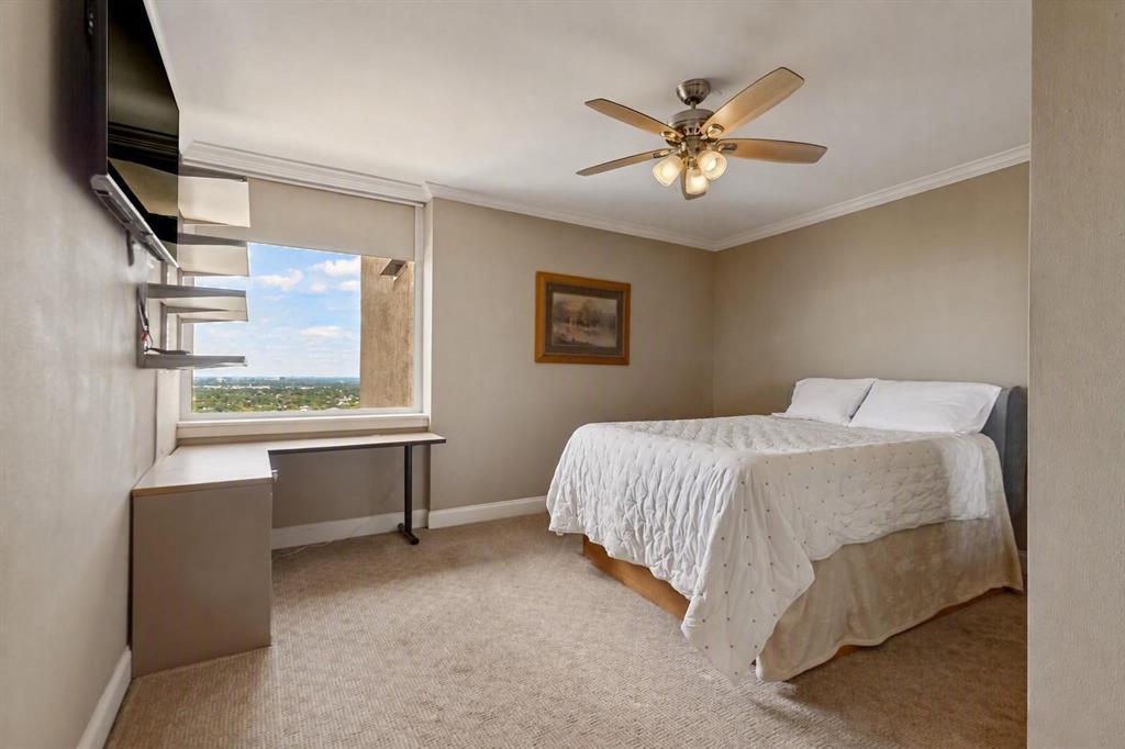 6211 W Northwest Highway 2702 Property Photo 18