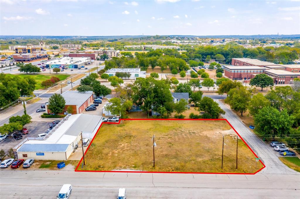133 Commerce Corner Property Photo 12
