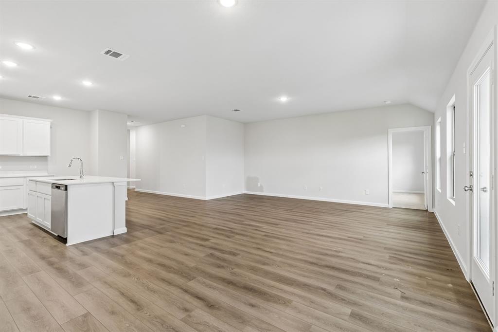 1221 Moon Ranch Road Property Photo 8