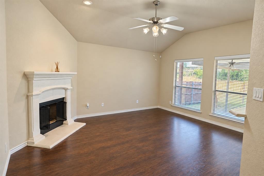 9304 Marilyn Court Property Photo 7