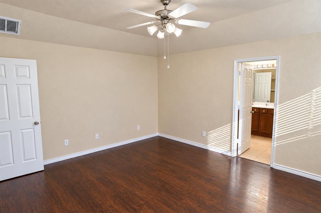 9304 Marilyn Court Property Photo 8