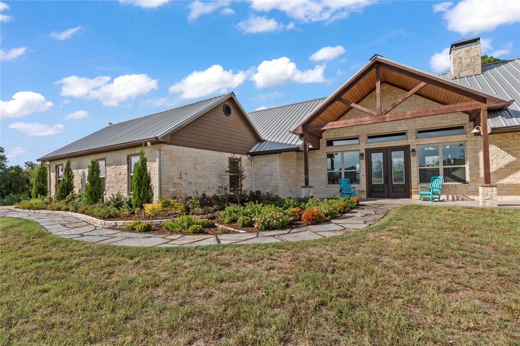 4830 Bridle View Court Property Photo 1