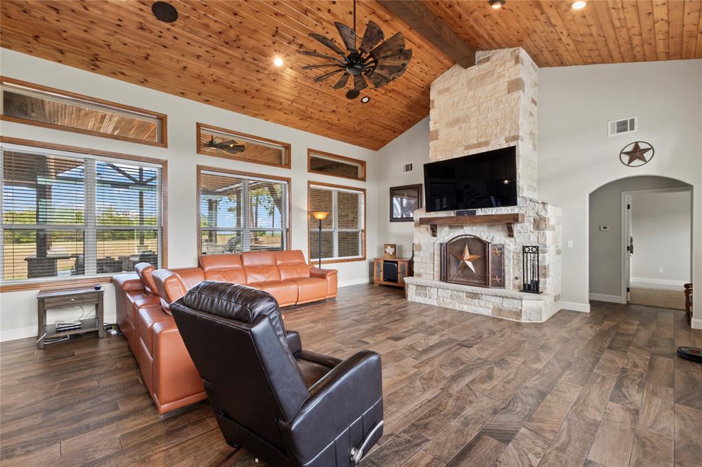 4830 Bridle View Court Property Photo 6