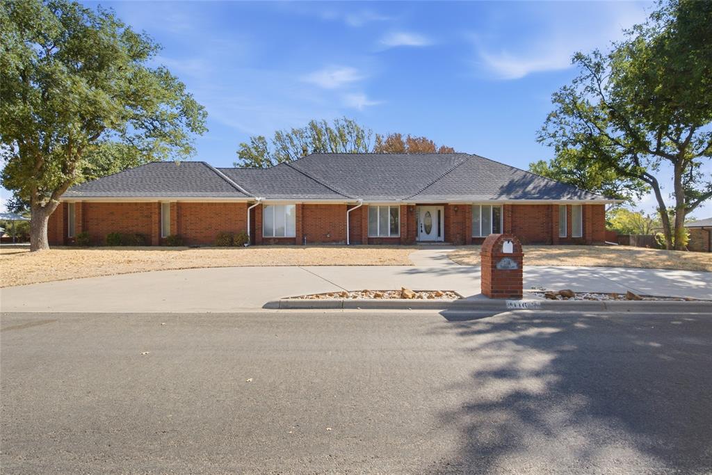 2116 Cherokee Loop Property Photo 1
