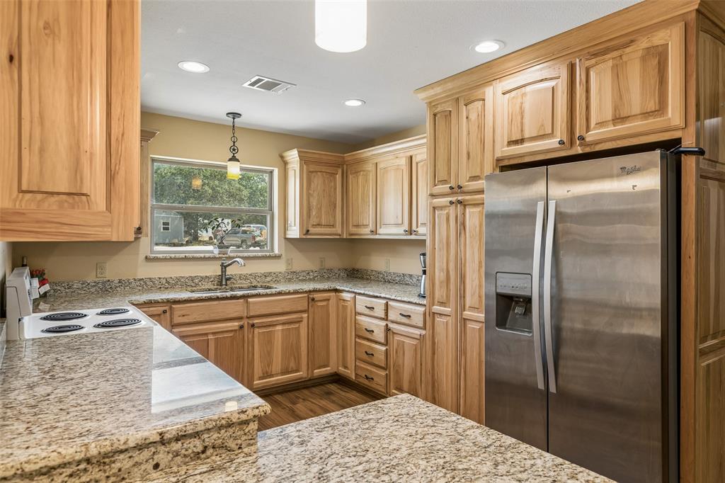 1111 Riley Road Property Photo 11