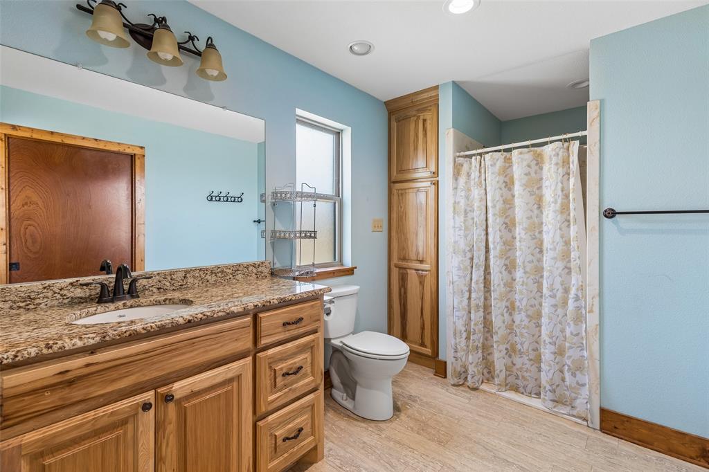 1111 Riley Road Property Photo 14
