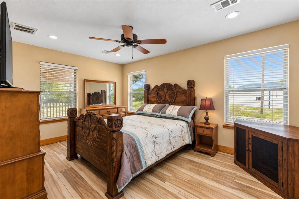 1111 Riley Road Property Photo 18