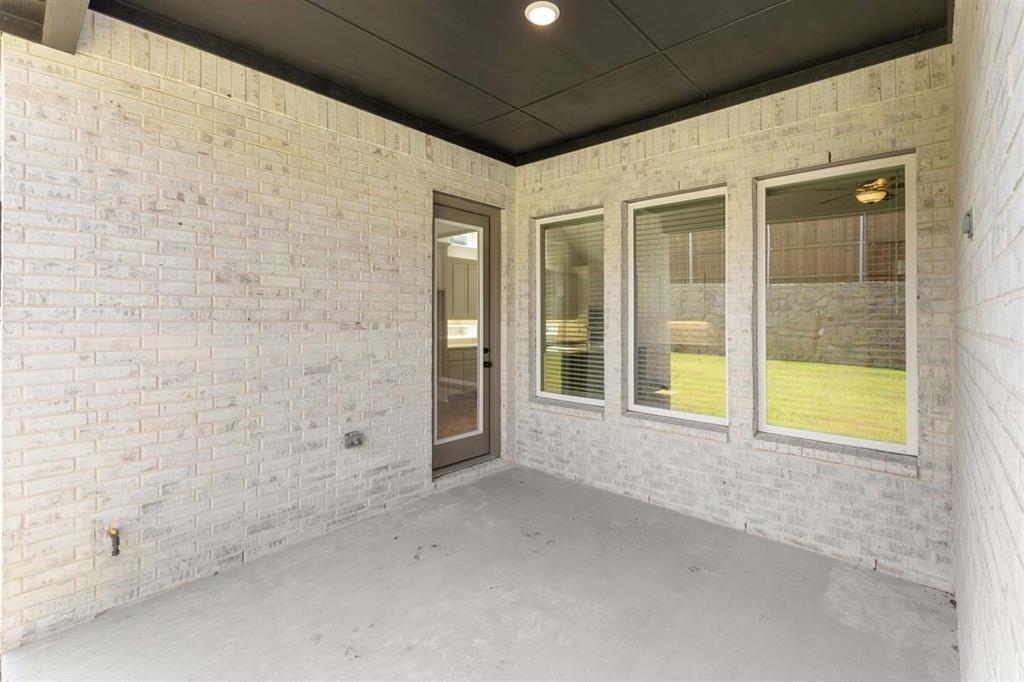 1013 Ashcroft Lane Property Photo 22