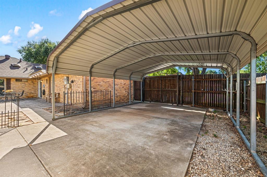 1401 Sandpiper Street Property Photo 5
