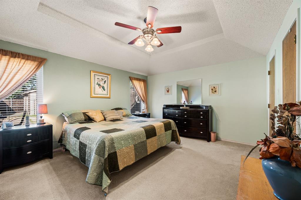 1401 Sandpiper Street Property Photo 11