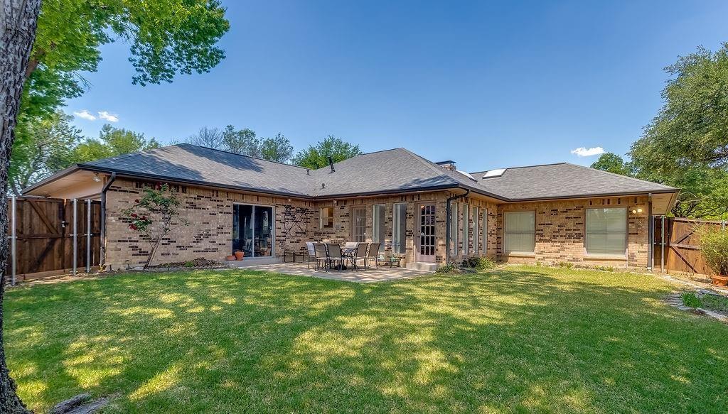 1005 Nottingham Drive Property Photo 4