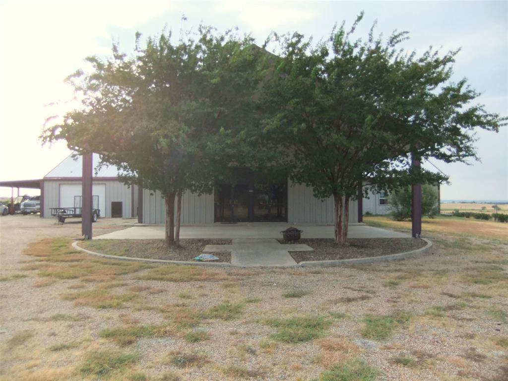 134 County Road 2139 Property Photo 5