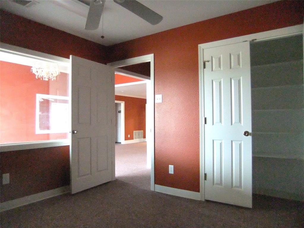 134 County Road 2139 Property Photo 16