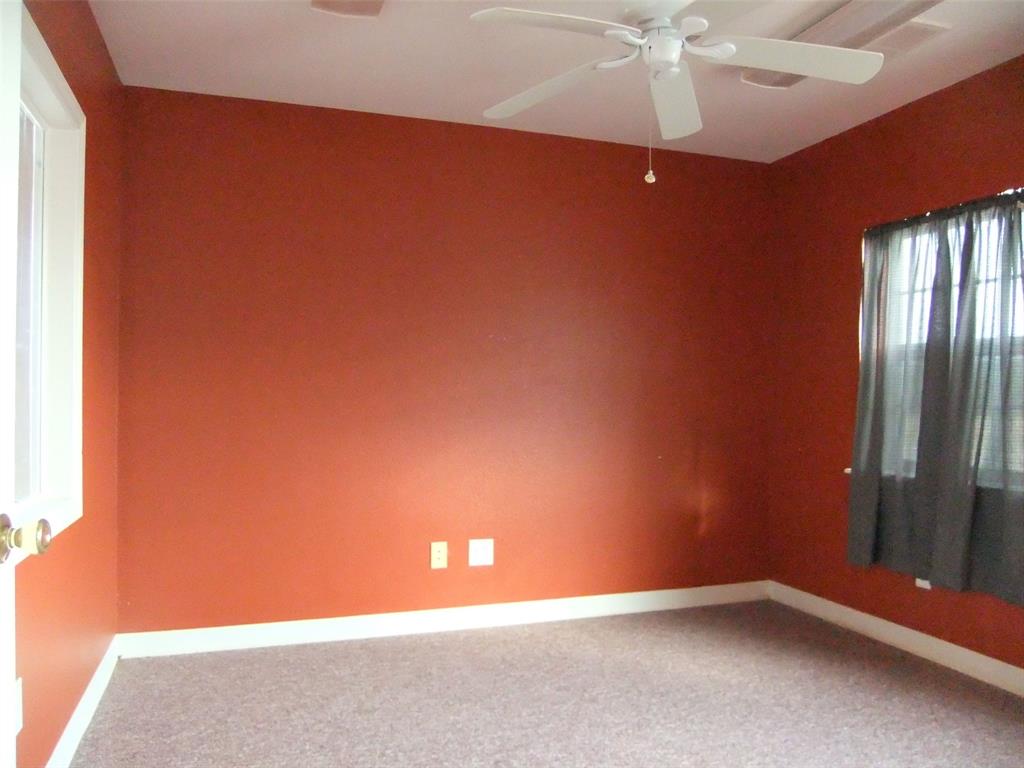 134 County Road 2139 Property Photo 18