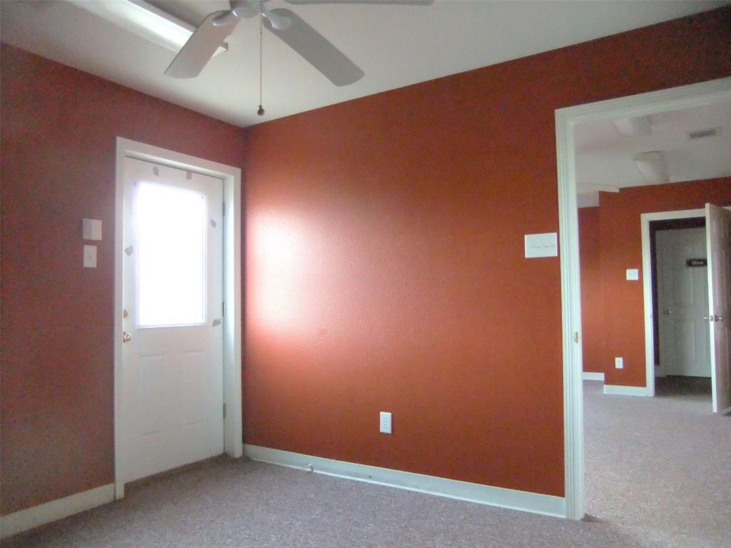 134 County Road 2139 Property Photo 21
