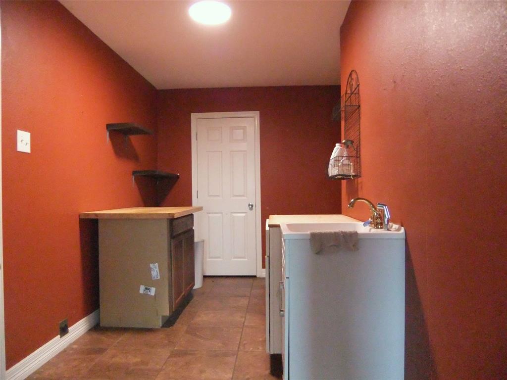 134 County Road 2139 Property Photo 30