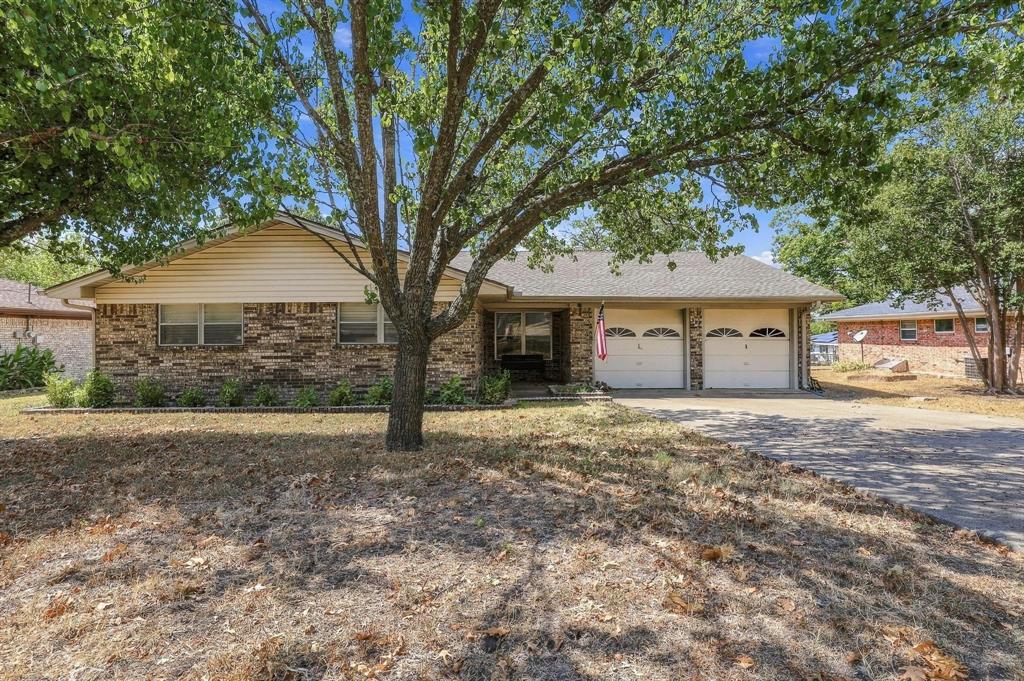 928 Maple Street Property Photo 1