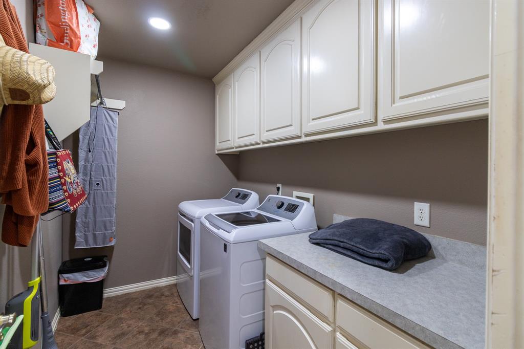11990 Hill Country Circle Property Photo 19
