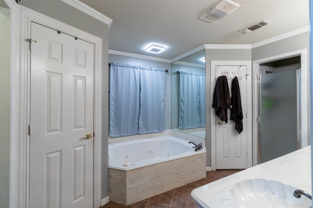 11990 Hill Country Circle Property Photo 22