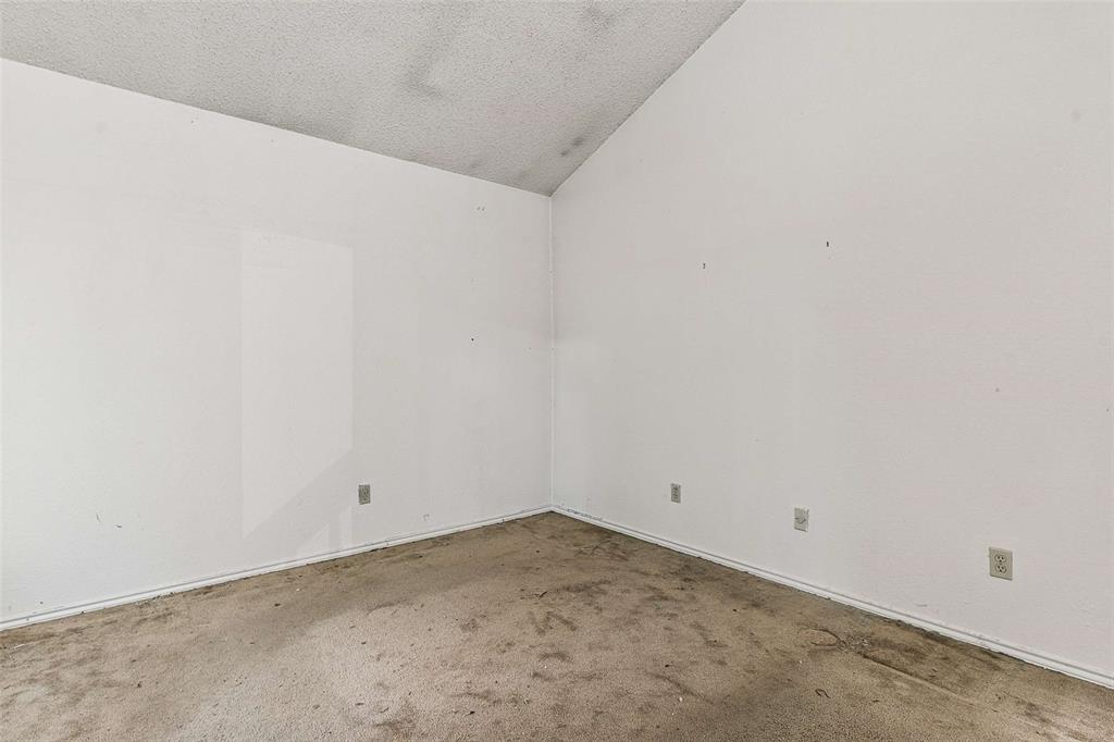 18040 Midway Road 105 Property Photo 20