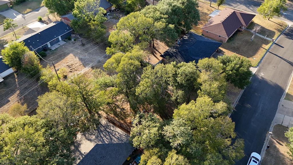 1122 Timberline Street Property Photo 3