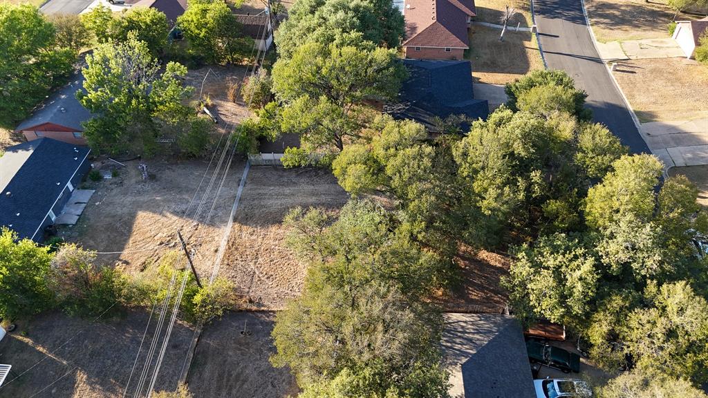 1122 Timberline Street Property Photo 4