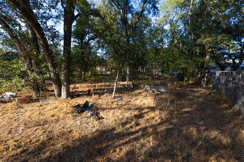 1122 Timberline Street Property Photo 14