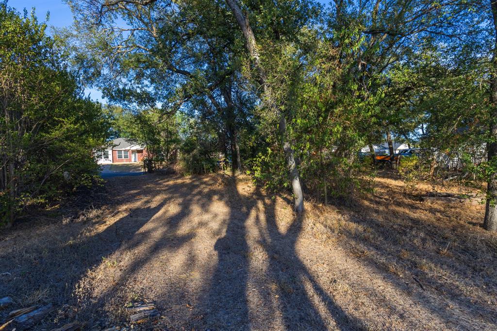 1122 Timberline Street Property Photo 23
