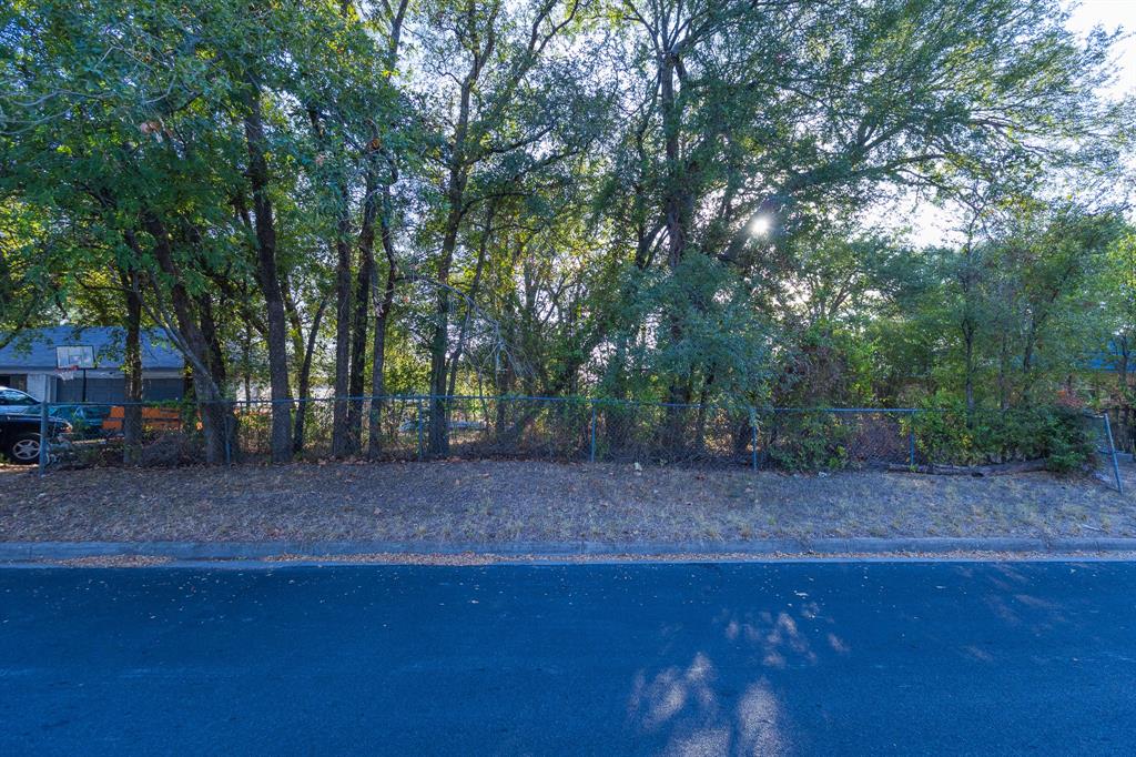 1122 Timberline Street Property Photo 27