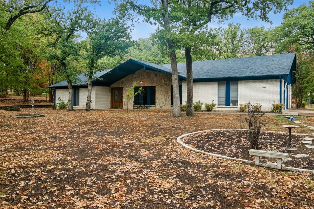 104 Trailwood Court Property Photo 1