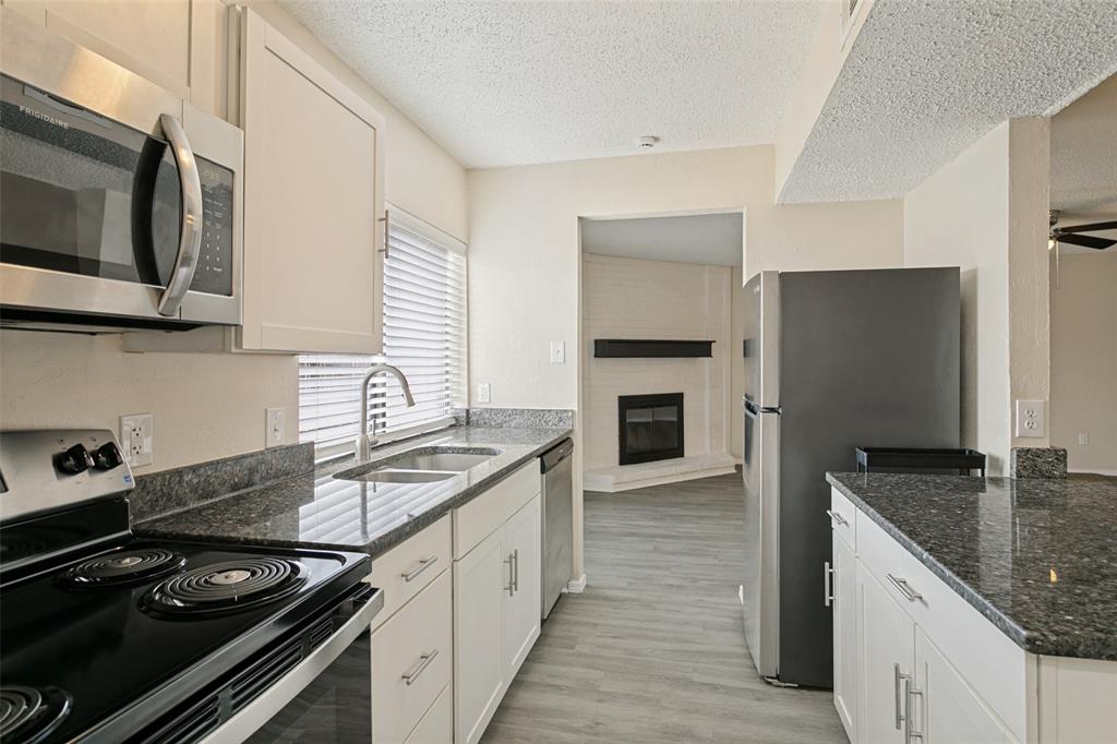 1210 Brook Hill Lane Property Photo 9