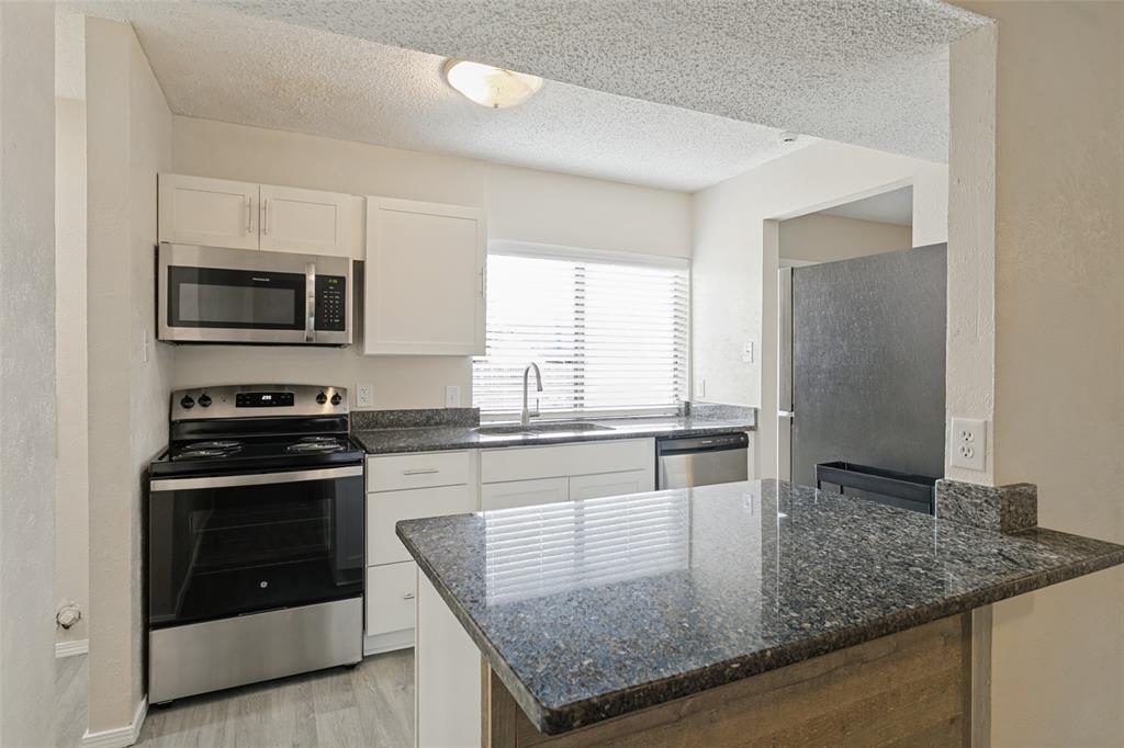 1210 Brook Hill Lane Property Photo 11
