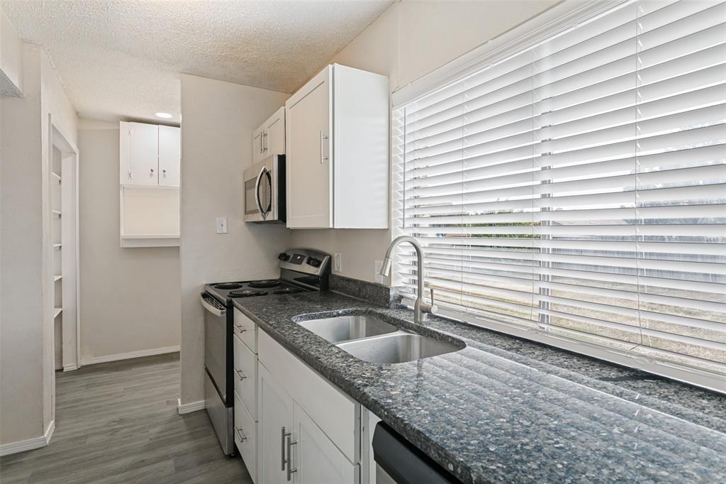 1210 Brook Hill Lane Property Photo 13