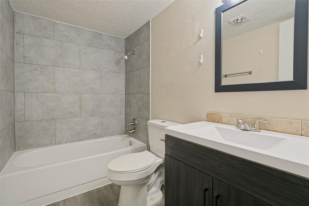 1210 Brook Hill Lane Property Photo 15