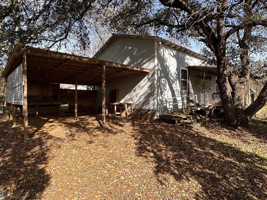 2931 S Barrett Avenue Property Photo 5